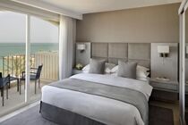 Movenpick Hotel & Resort Al Bida'A Kuwait Kuwait City Exterior photo
